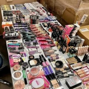 Wholesale Makeup Palette – Bulk Lot of Over 100 Authentic Makeup Palettes with Free U.S. Shipping
