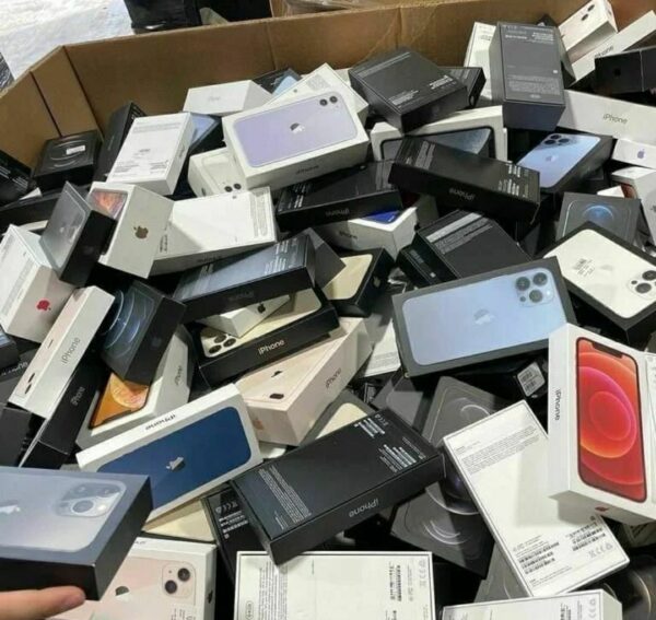 32233.jpg Mix iPhone Pallets – Bulk Assorted iPhones with Free U.S. Shipping