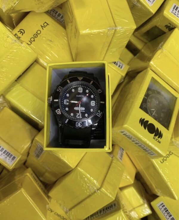 Moon Black Unisex Watch Liquidation Pallet – Bulk Assorted Black Unisex Watches with Free U.S. Shipping