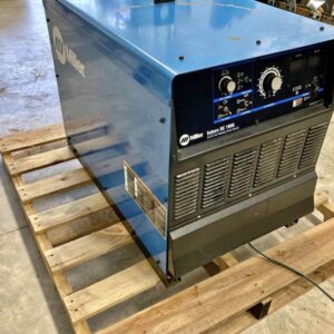 Miller SubArc DC 1000 welding power source for sale – industrial-grade welder with digital controls and free shipping